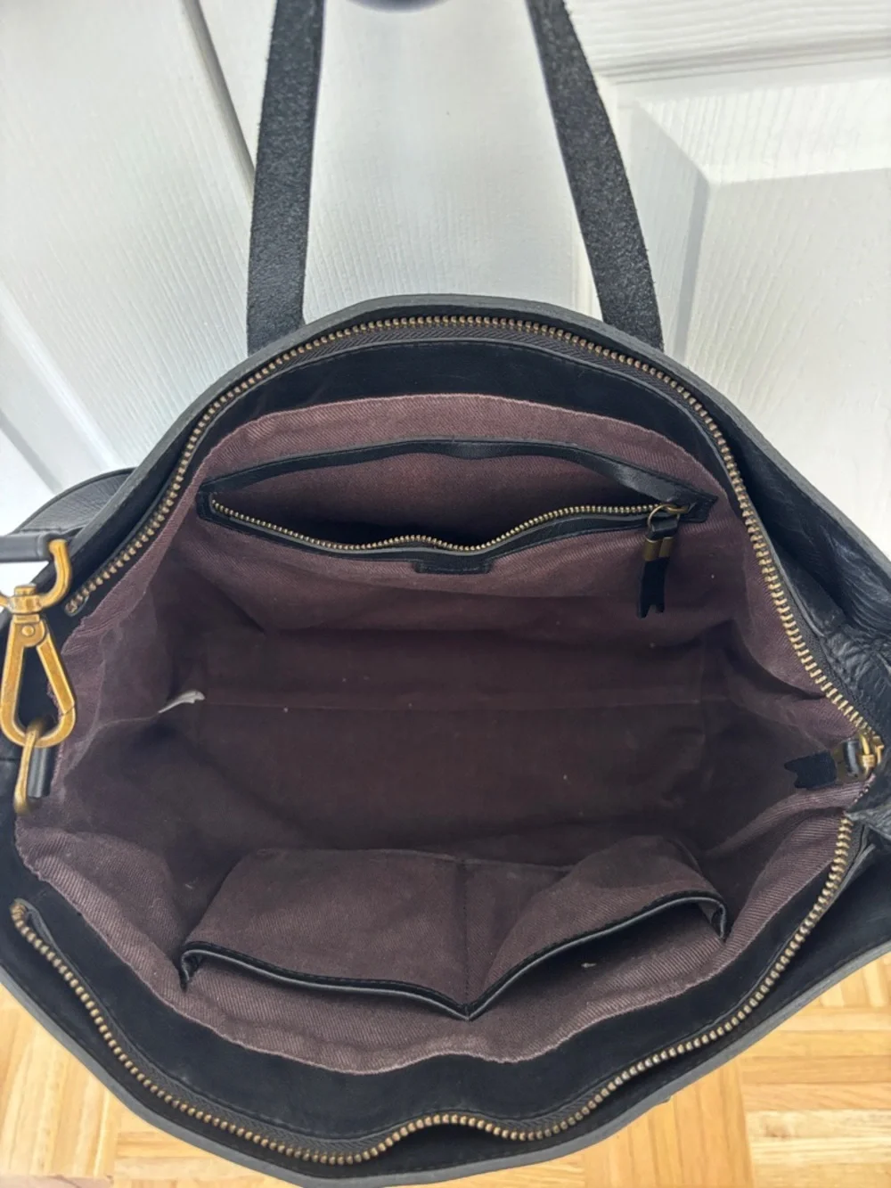 Madewell Black Leather Tote Bag with Crossbody Shoulder Strap - Picture 3 of 3